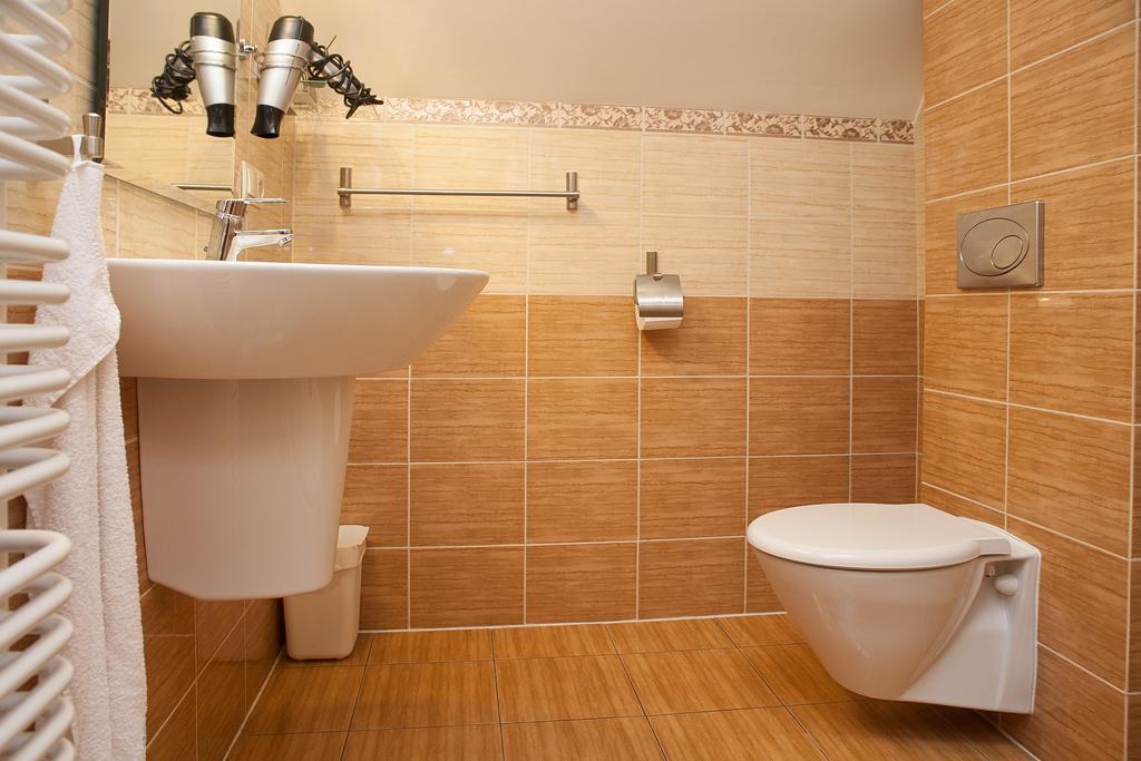 Aparthotel H31 Poznań Esterno foto
