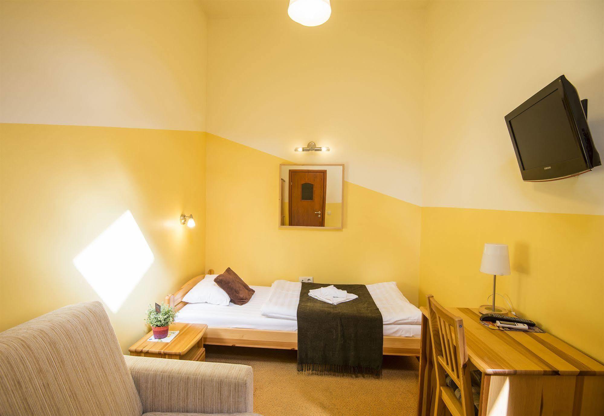 Aparthotel H31 Poznań Esterno foto
