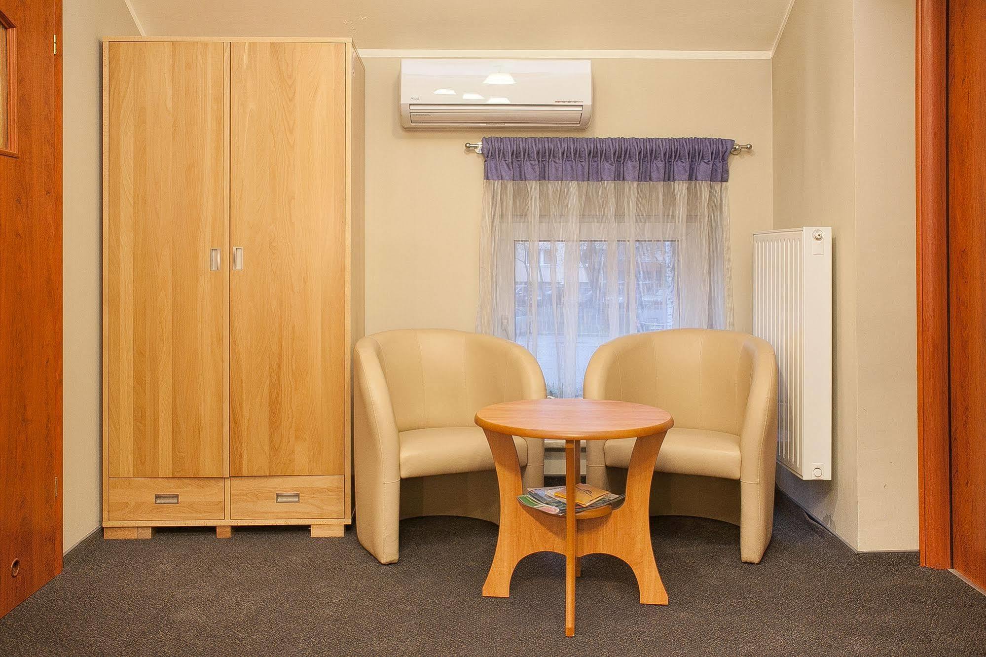 Aparthotel H31 Poznań Esterno foto